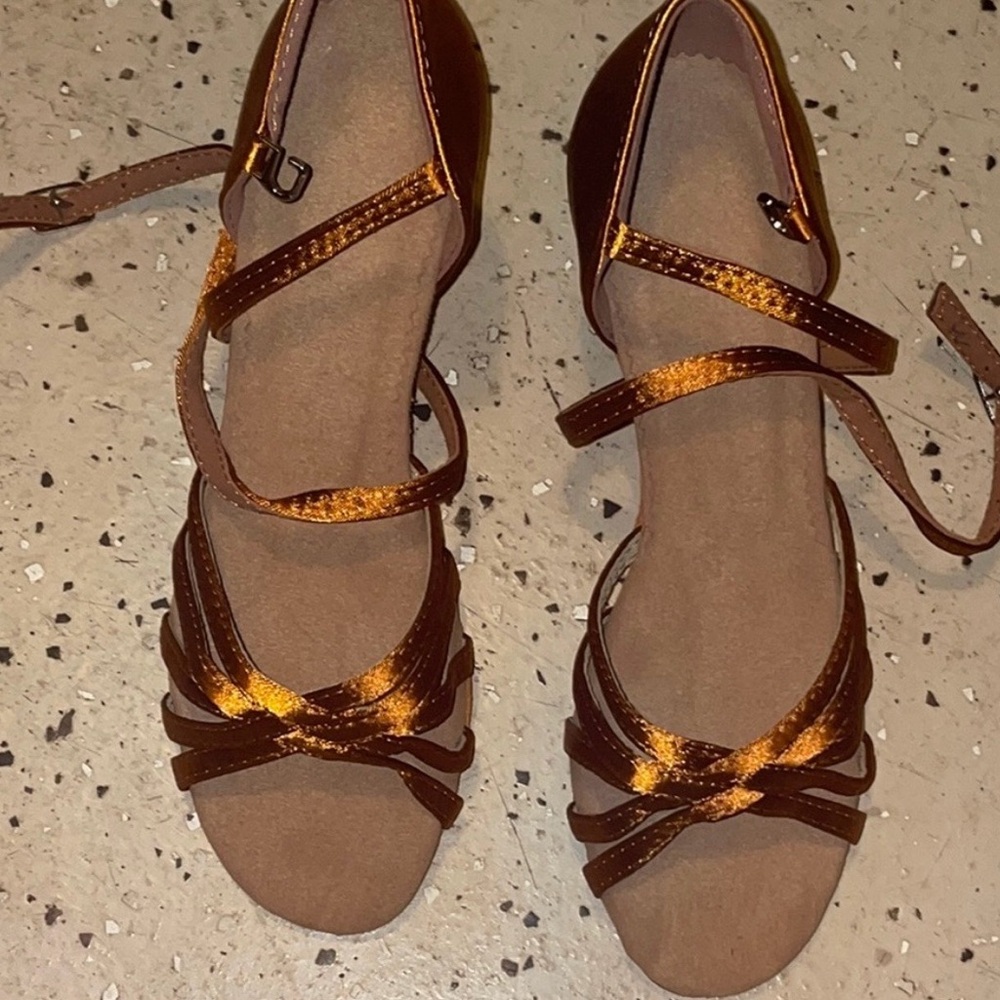 Women’s Metallic Brown Strappy Sandals